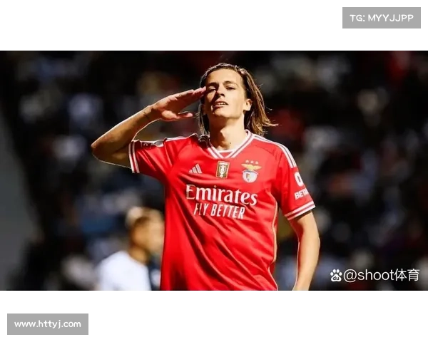 巴萨青训球员从草根到巨星的成长历程与背后故事分析