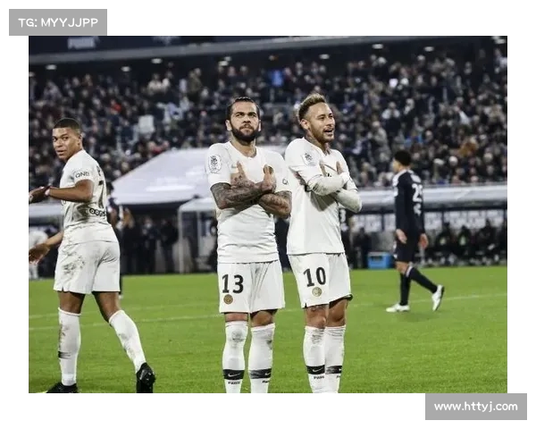 巴黎圣日耳曼豪购背后的潜在风险与未来发展机遇分析